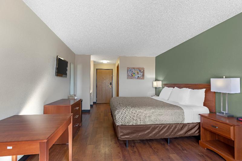 Econo Lodge Longmont Area image