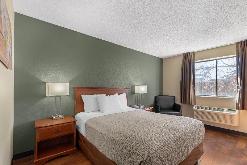 Econo Lodge Longmont Area image