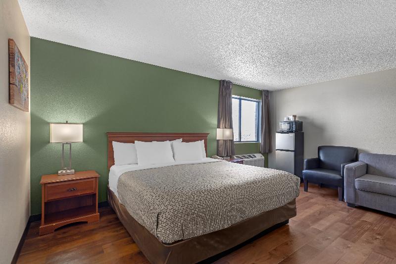 Econo Lodge Longmont Area image