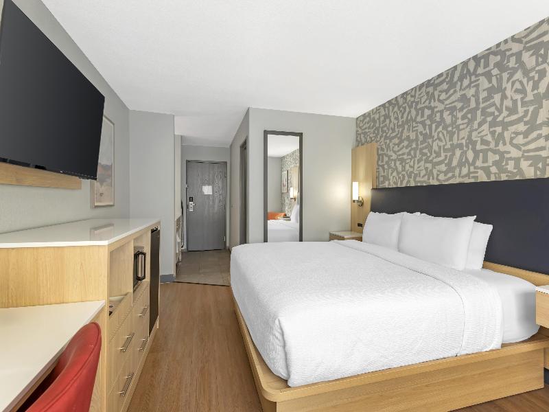 Best Western Montrose Inn image