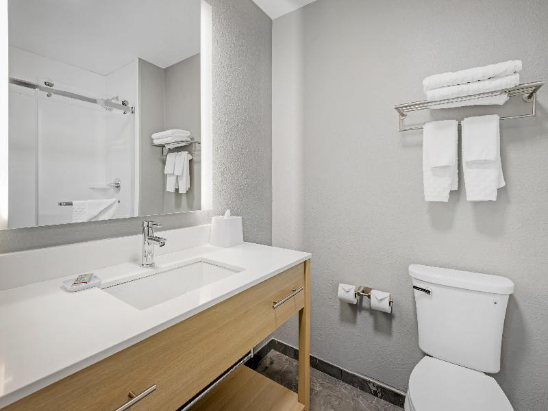 Best Western Montrose Inn image