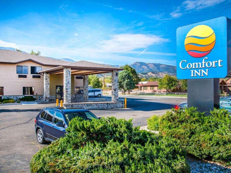 Comfort Inn Salida Area image