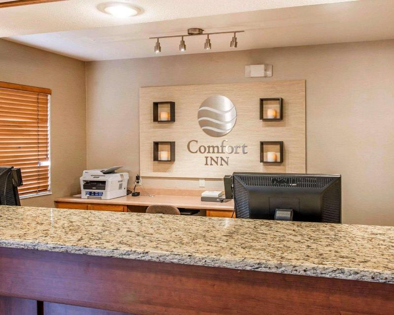 Comfort Inn Salida Area image