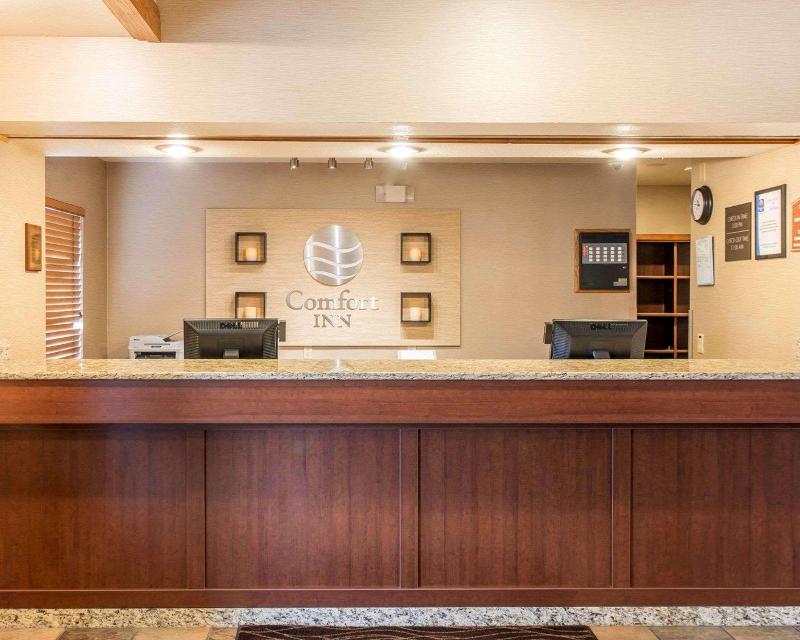Comfort Inn Salida Area image