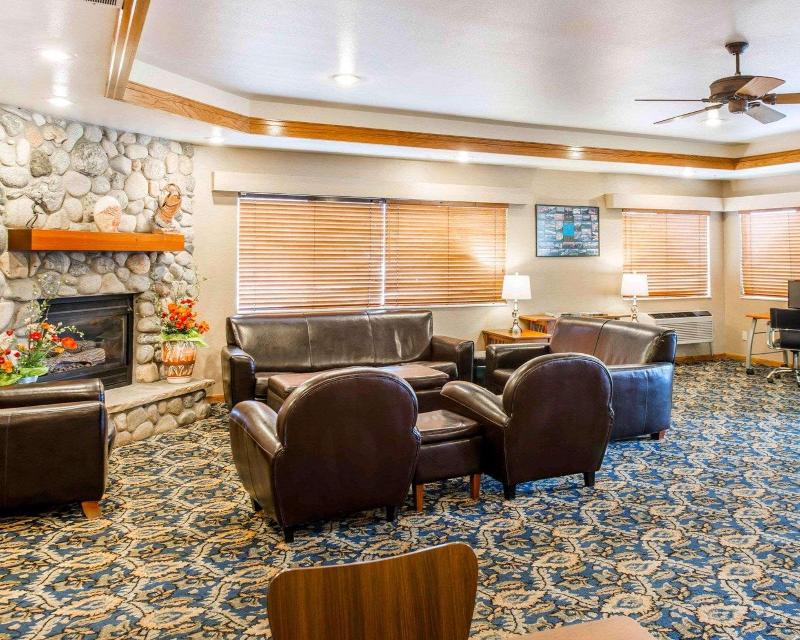 Comfort Inn Salida Area image