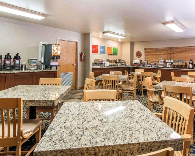 Comfort Inn Salida Area image