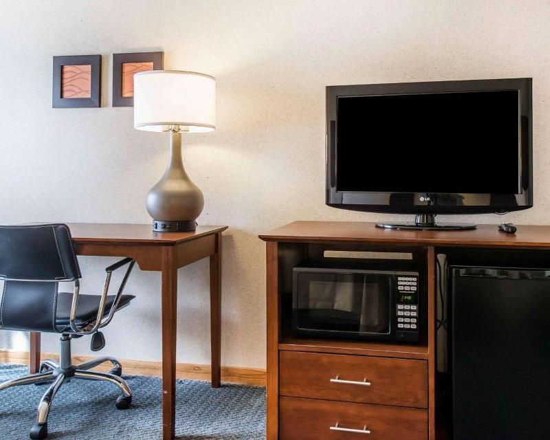 Comfort Inn Salida Area image