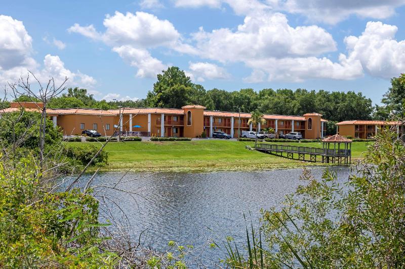 Quality Inn & Suites Mt Dora North image