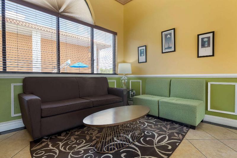 Quality Inn & Suites Mt Dora North image