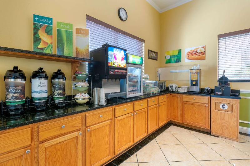 Quality Inn & Suites Mt Dora North image
