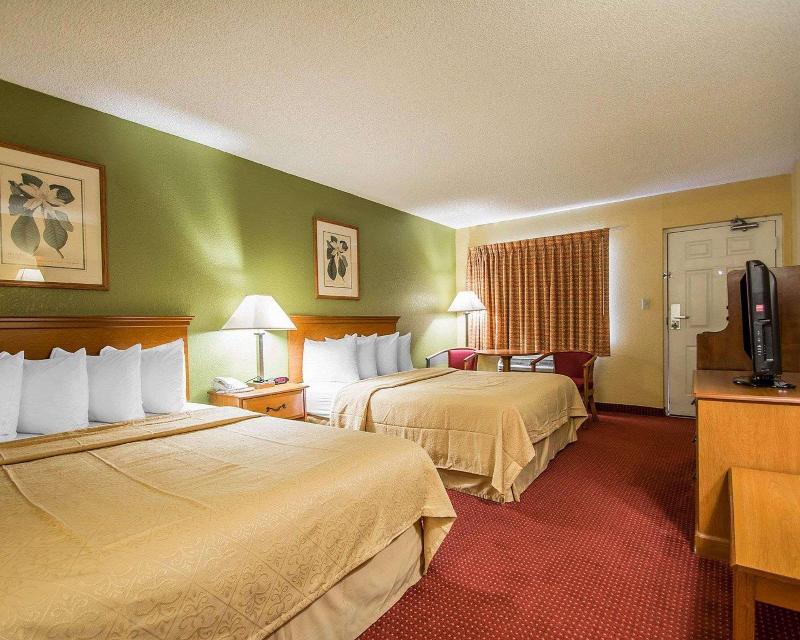 Quality Inn & Suites Mt Dora North image