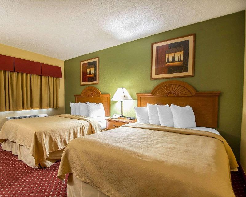 Quality Inn & Suites Mt Dora North image