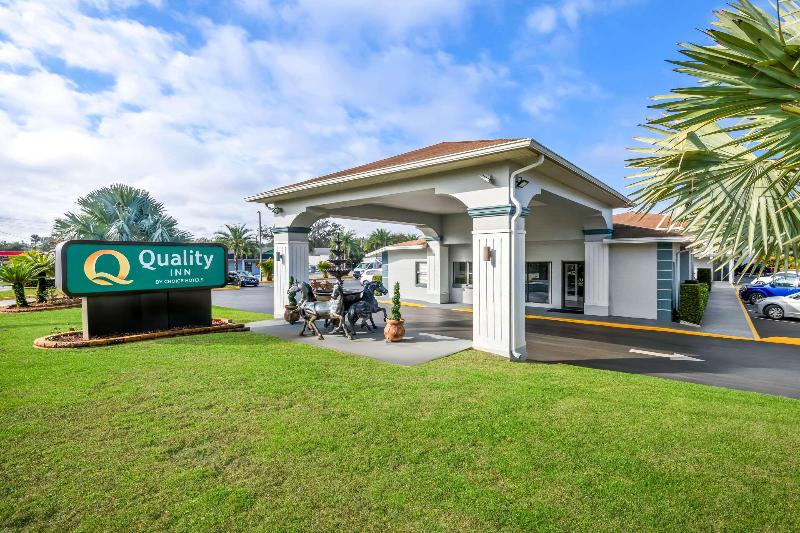 Quality Inn near Blue Spring image