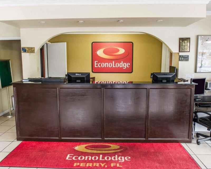 Econo Lodge Perry Area image