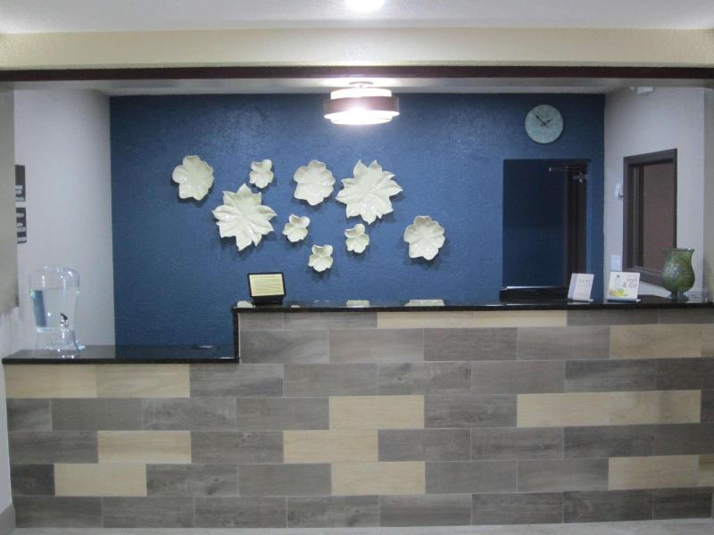 Best Western Waldo Inn & Suites image