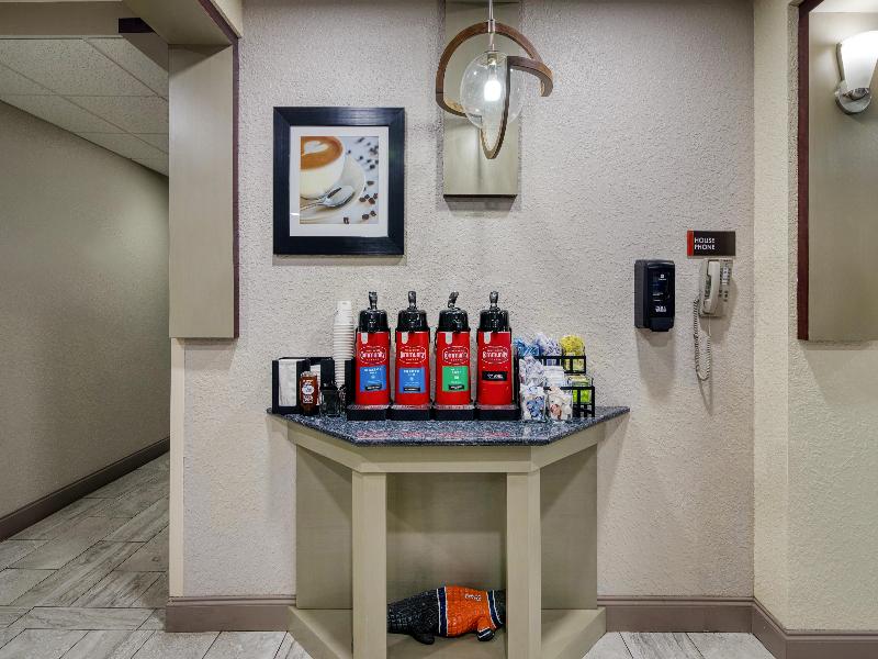 Best Western Waldo Inn & Suites image