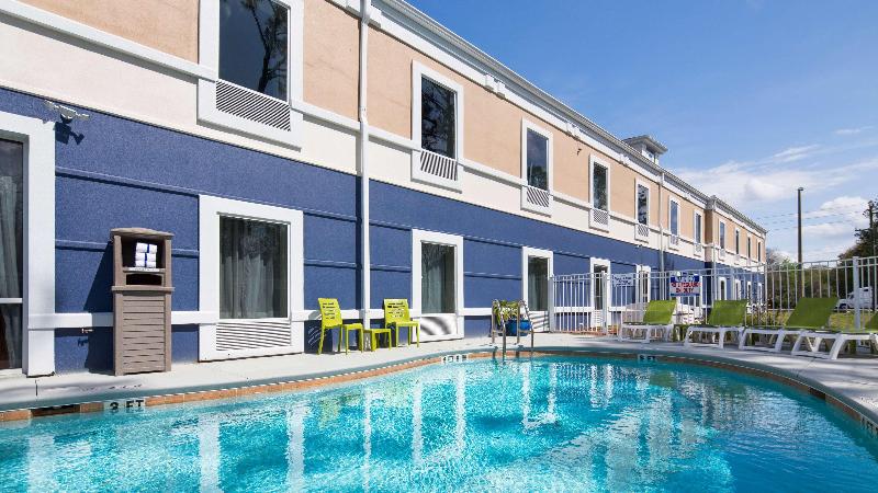 Best Western Waldo Inn & Suites image