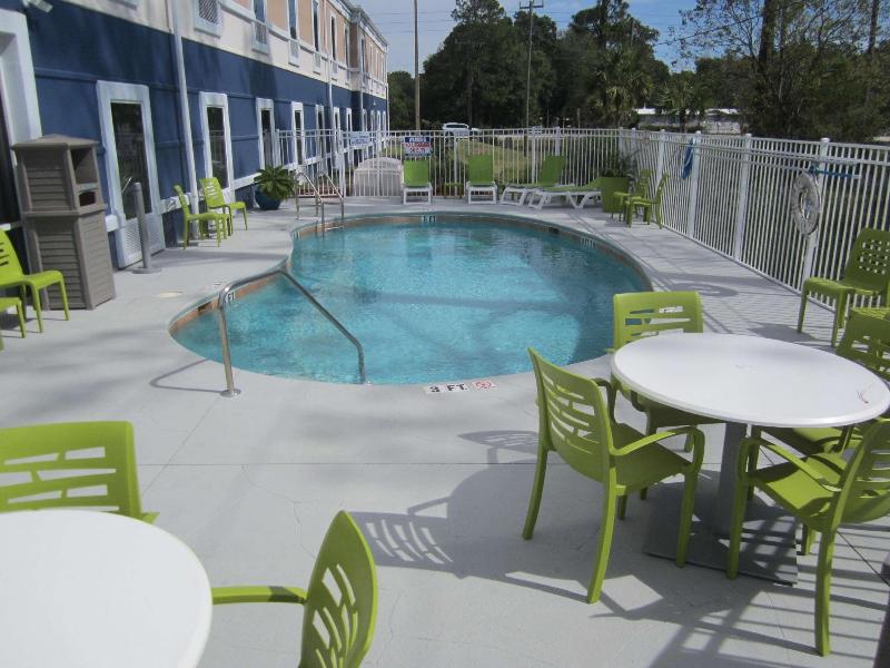 Best Western Waldo Inn & Suites image