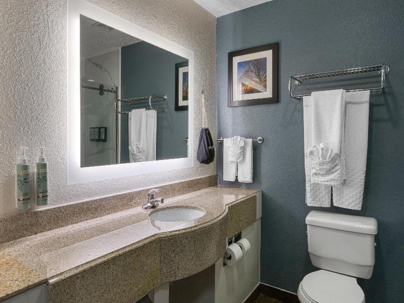 Best Western Waldo Inn & Suites image
