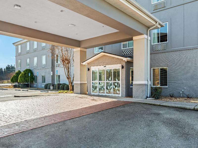 Sleep Inn & Suites Hiram image