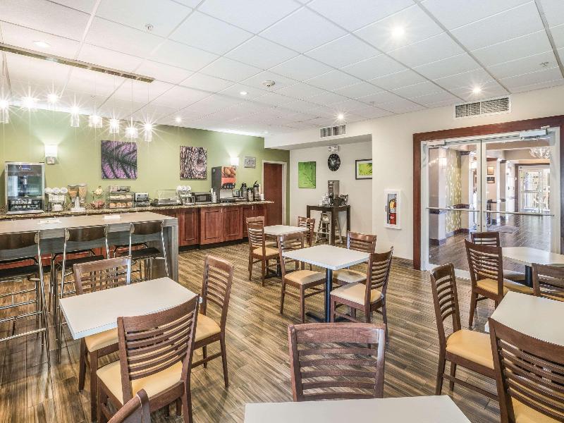 Sleep Inn & Suites Hiram image