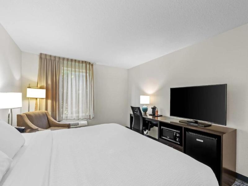 Sleep Inn & Suites Hiram image