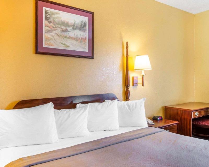 Quality Inn Jefferson At I-85 image