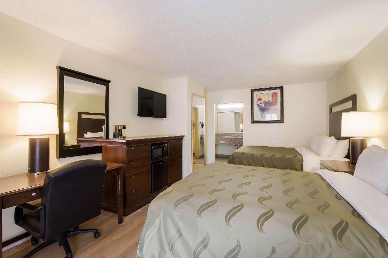 Quality Inn & Suites Statesboro Area - фото отеля