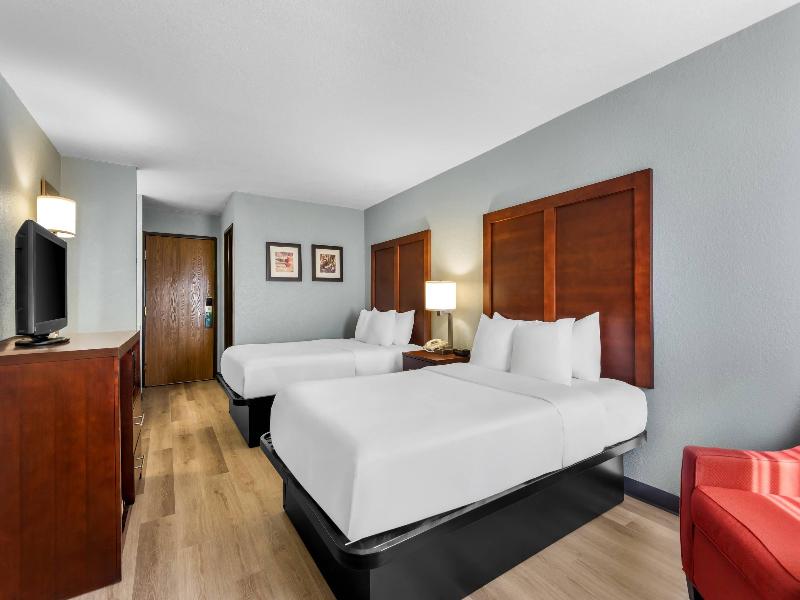 Quality Inn Waverly Area image