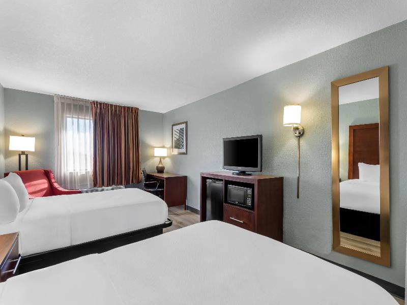 Quality Inn Waverly Area image