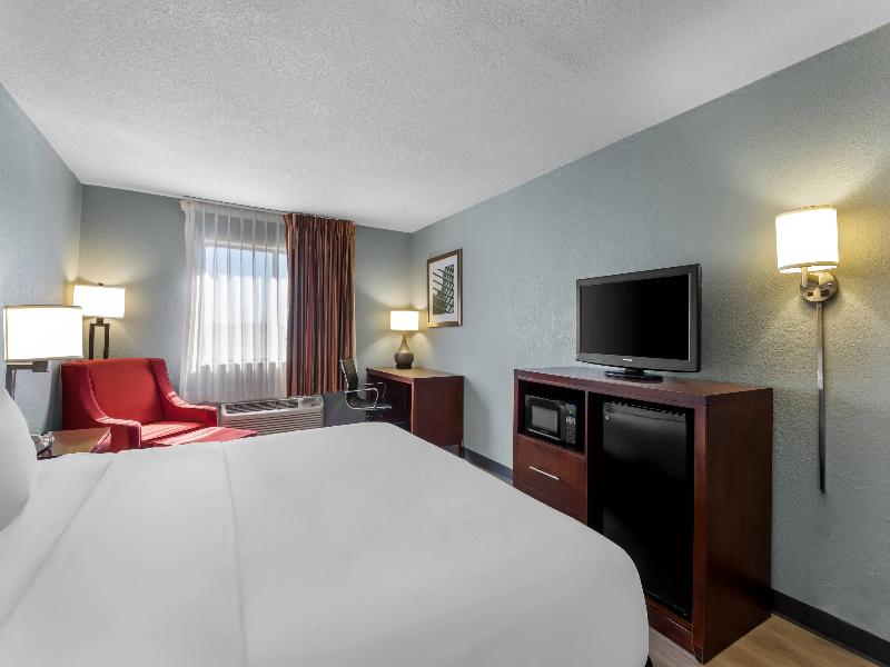 Quality Inn Waverly Area image