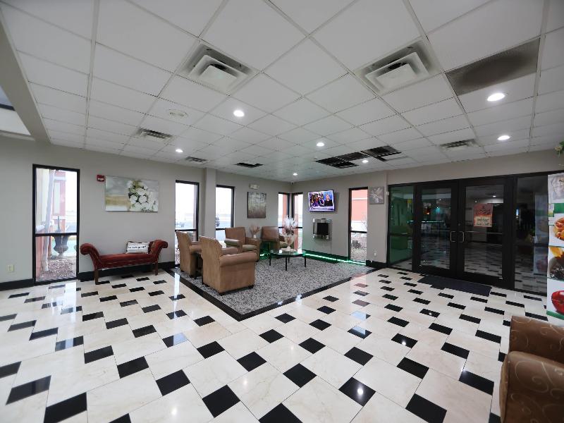 Quality Inn & Suites  Mattoon Area