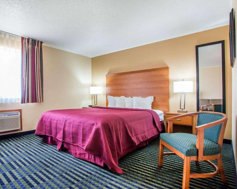 DOUBLE QUEEN SIZE BED
