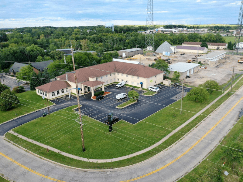 Quality Inn & Suites Woodstock Near Lake Geneva image
