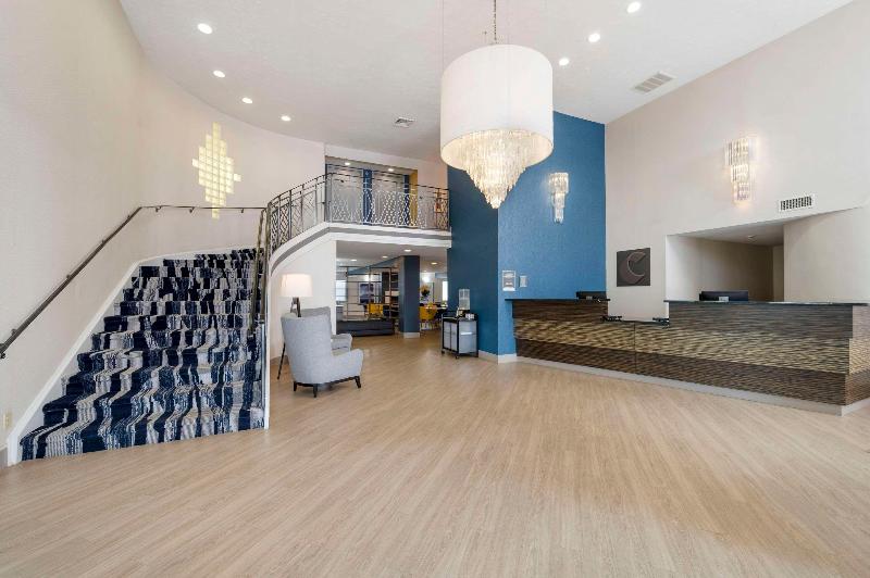 Comfort Inn Edinburgh - Columbus image