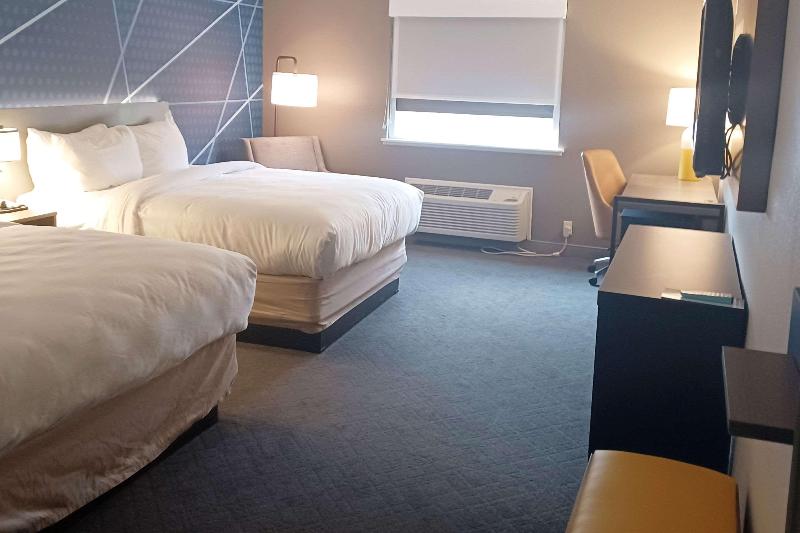 Comfort Inn Edinburgh - Columbus image