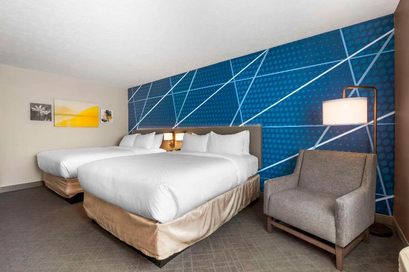 Comfort Inn Edinburgh - Columbus image