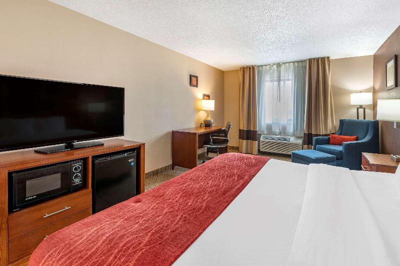 Comfort Inn Lawrenceburgh Area image