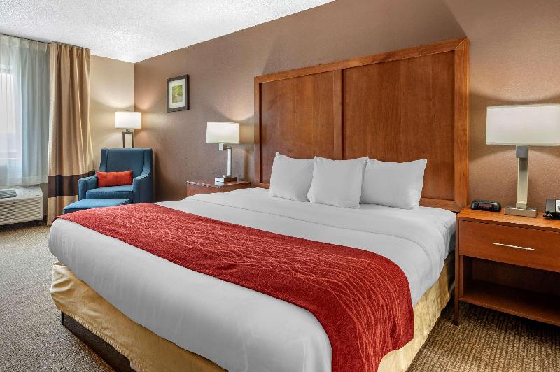 Comfort Inn Lawrenceburgh Area image
