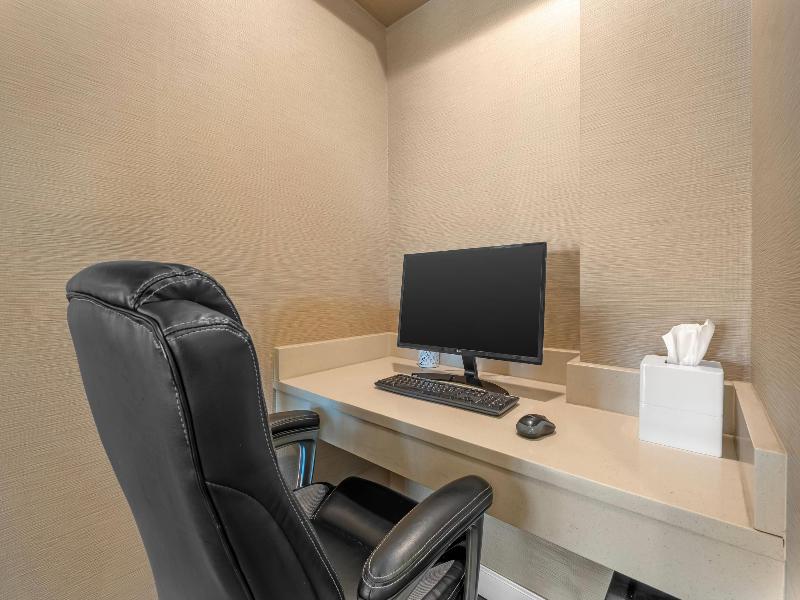 Comfort Inn Madison image