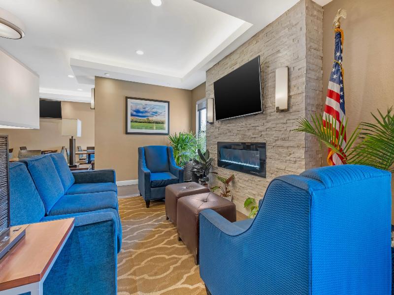 Comfort Inn Madison image