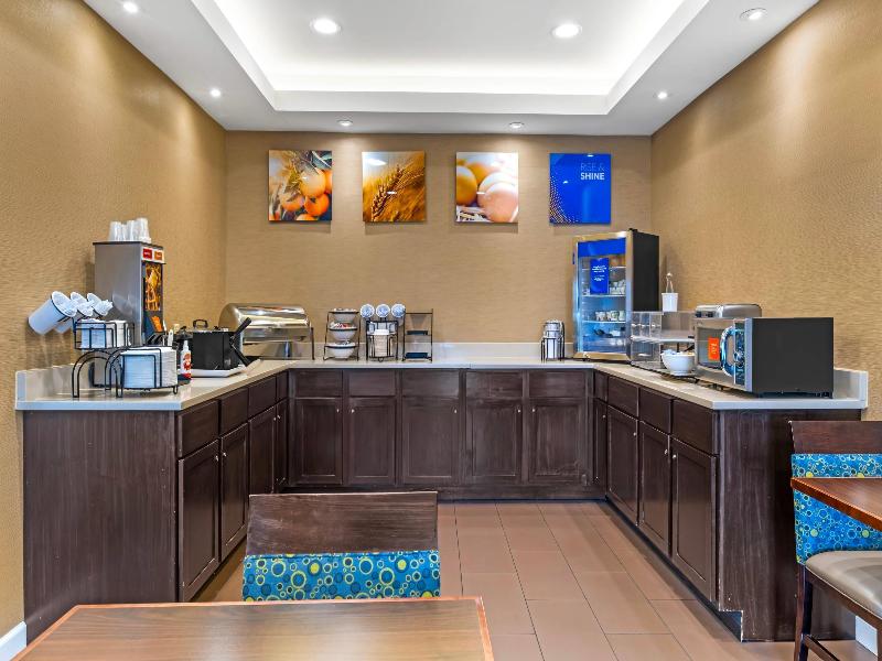 Comfort Inn Madison image
