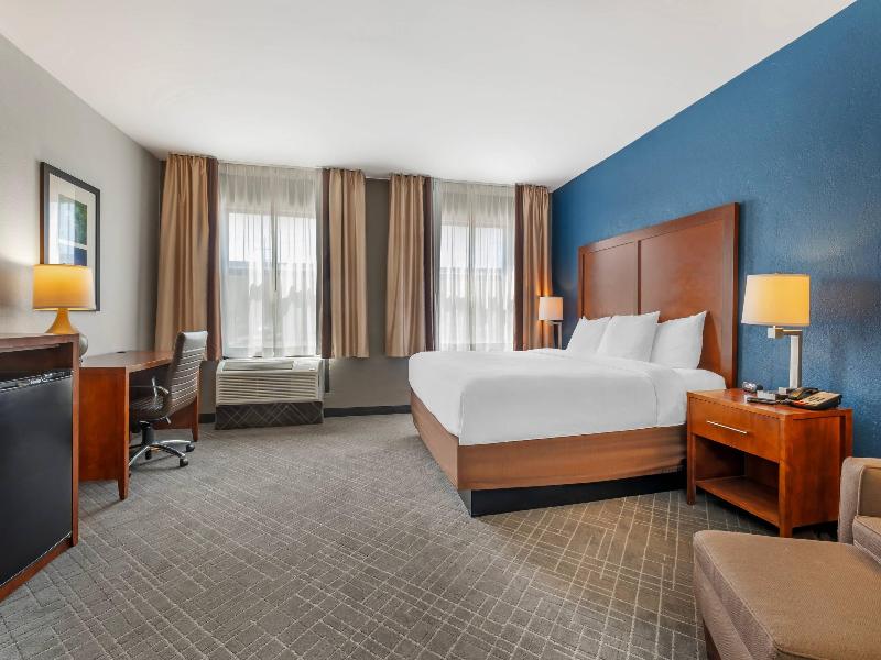 Comfort Inn Madison image