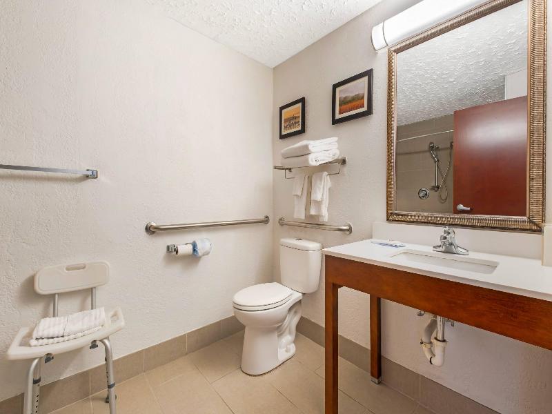 Comfort Inn Madison image