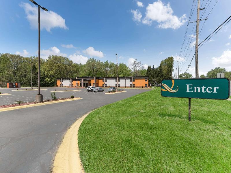 Quality Inn Portage image