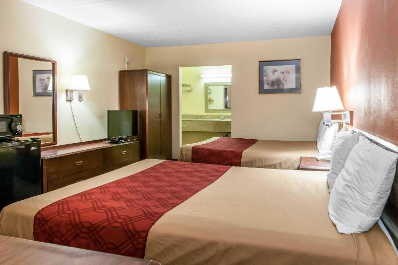 Econo Lodge Seymour image