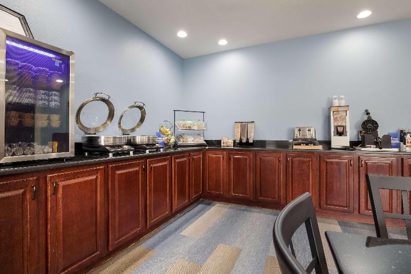 Best Western Coffeyville Central Business District image