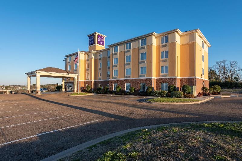 Sleep Inn & Suites Ruston Area image