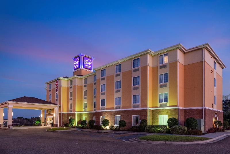 Sleep Inn & Suites Ruston Area image