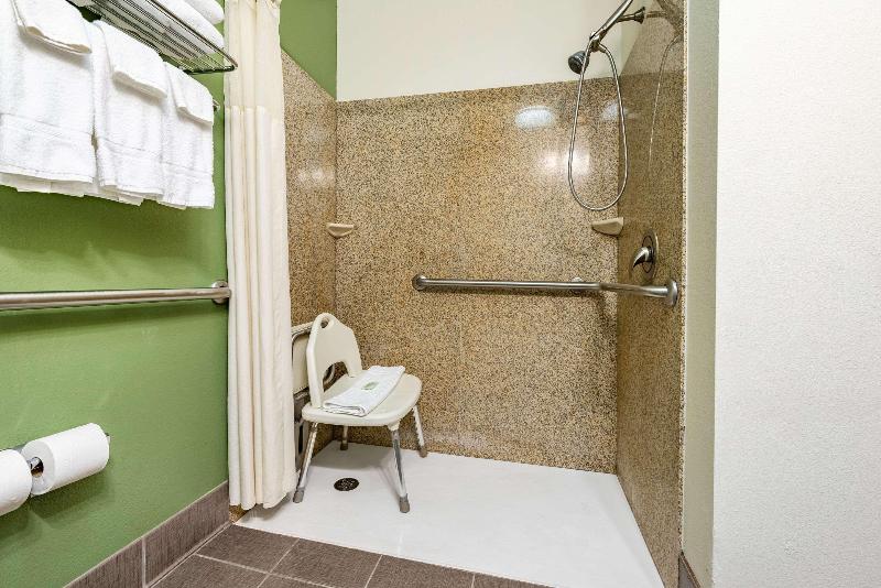 Sleep Inn & Suites Ruston Area image